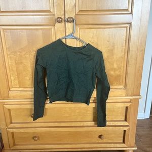 green patterned long sleeve top